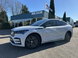 Wit Gebruikt 2022 Skoda Enyaq iV RS SUV | € 37.145 (Eerlijke prijs)