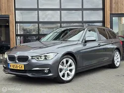 Grijs Gebruikt 2018 BMW 320 Executive Stationwagen | € 19.950 (Super prijs)