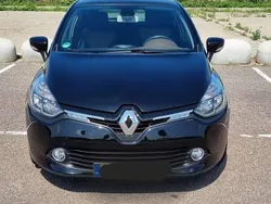 Zwart Gebruikt 2015 Renault Clio IV Dynamique Hatchback | € 9.400 (Eerlijke prijs)