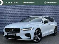 Wit Gebruikt 2022 Volvo V60 R-Design Stationwagen | € 36.899 (Iets duurder)