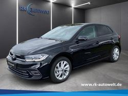 Zwart Gebruikt 2024 VW Polo Style Hatchback | € 30.343