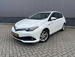 Wit Gebruikt 2018 Toyota Auris Hybrid Hatchback | € 11.999 (Goede deal)