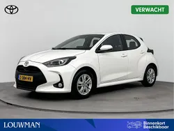 Wit Gebruikt 2024 Toyota Yaris Hybrid Active Hatchback | € 22.950 (Eerlijke prijs)