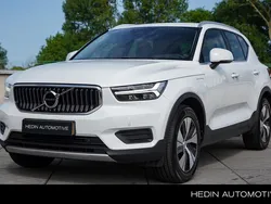 Wit Gebruikt 2021 Volvo XC40 Inscription SUV | € 34.995 (Eerlijke prijs)