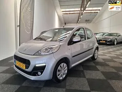 Grijs Gebruikt 2014 Peugeot 107 Active Hatchback | € 5.995 (Eerlijke prijs)