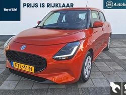 Oranje (metallic) Gebruikt 2024 Suzuki Swift Comfort Hatchback | € 18.950 (Eerlijke prijs)