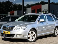 Grijs Gebruikt 2012 Skoda Octavia Business Line Stationwagen | € 3.900 (Goede deal)