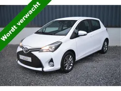 Wit Gebruikt 2016 Toyota Yaris Trend Hatchback | € 9.900 (Eerlijke prijs)