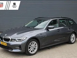 Grijs Gebruikt 2021 BMW 320e Stationwagen | € 27.895 (Goede deal)