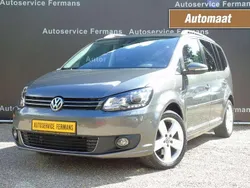 Grijs, metallic lak Gebruikt 2014 VW Touran MPV | € 14.950 (Duur)