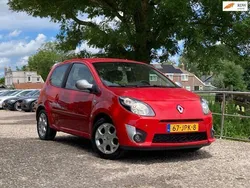 Rood Gebruikt 2009 Renault Twingo GT Hatchback | € 3.450 (Eerlijke prijs)