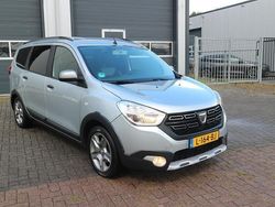 Grijs Gebruikt 2020 Dacia Lodgy Stepway MPV | € 11.950 (Super prijs)