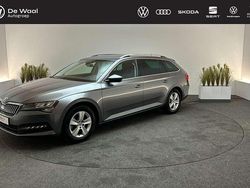 Graphite grey Gebruikt 2023 Skoda Superb Business Line Stationwagen | € 28.395 (Eerlijke prijs)