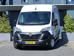 Wit Gebruikt 2021 Opel Movano Edition Van | € 19.950