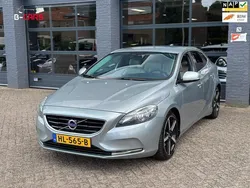 Grijs Gebruikt 2013 Volvo V40 R-Design Summum Stationwagen | € 8.750 (Iets duurder)