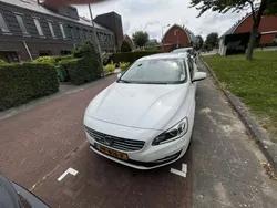 Gebruikt 2015 Volvo V60 Summum Stationwagen | € 12.499 (Eerlijke prijs)