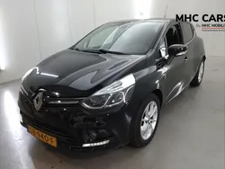 Zwart Gebruikt 2018 Renault Clio IV Intens Hatchback | € 10.900 (Eerlijke prijs)