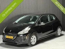 Zwart Gebruikt 2015 Peugeot 208 Access Hatchback | € 5.499 (Goede deal)