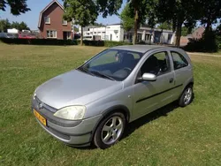 Grijs Gebruikt 2003 Opel Corsa Hatchback | € 650 (Goede deal)