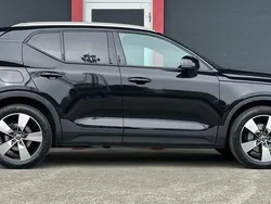 Zwart Gebruikt 2018 Volvo XC40 SUV | € 31.745 (Eerlijke prijs)
