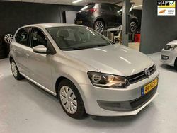 Grijs Gebruikt 2010 VW Polo Hatchback | € 6.499 (Eerlijke prijs)