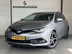 Grijs Gebruikt 2018 Toyota Auris Hybrid Team Hatchback | € 13.950 (Eerlijke prijs)