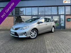 Grijs Gebruikt 2015 Toyota Auris Touring Sports Trend Stationwagen | € 13.450 (Goede deal)