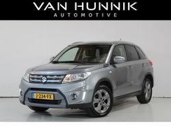 Grijs, metallic lak Gebruikt 2016 Suzuki Vitara Exclusive SUV | € 16.750 (Eerlijke prijs)