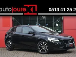 Zwart Gebruikt 2019 Volvo V40 Dynamic Stationwagen | € 16.999 (Duur)