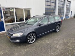 Grijs (metallic) Gebruikt 2017 Volvo Polar Stationwagen | € 13.950