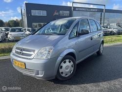 Grijs Gebruikt 2003 Opel Meriva Enjoy MPV | € 945 (Goede deal)