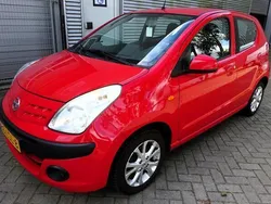 Rood Gebruikt 2010 Nissan Pixo Acenta Hatchback | € 3.995 (Iets duurder)