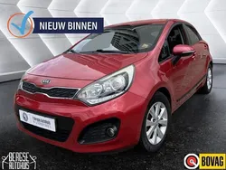 Rood Gebruikt 2012 Kia Rio Hatchback | € 5.990 (Eerlijke prijs)