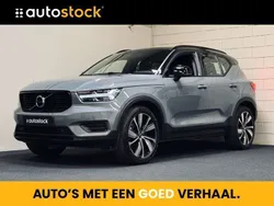 Grijs, metallic lak Gebruikt 2022 Volvo XC40 R-Design SUV | € 34.949 (Eerlijke prijs)