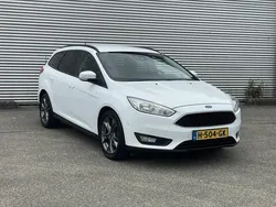 Zwart Gebruikt 2017 Ford Focus Titanium Stationwagen | € 11.250 (Eerlijke prijs)
