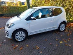 Wit Gebruikt 2012 VW up! high up! Hatchback | € 4.750 (Goede deal)