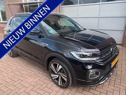 Zwart Gebruikt 2023 VW T-Cross R-line SUV | € 28.350 (Eerlijke prijs)