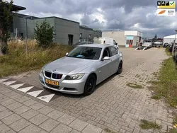 Grijs Gebruikt 2006 BMW 330 Executive Sedan | € 1.999