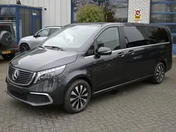 Grijs, metallic lak Gebruikt 2023 Mercedes EQV300 Avantgarde MPV | € 54.950 (Duur)