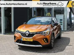 Oranje Gebruikt 2021 Renault Captur Intens SUV | € 17.445 (Eerlijke prijs)