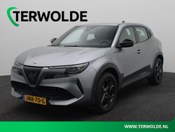 Grijs Gebruikt 2025 Alfa Romeo Junior SUV | € 30.840 (Eerlijke prijs)