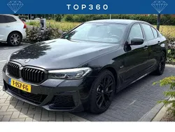 Zwart Gebruikt 2023 BMW 530e M Sport Sedan | € 46.950 (Eerlijke prijs)