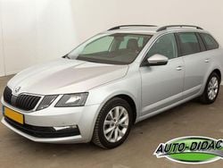 Zilver Gebruikt 2020 Skoda Octavia Business Line Stationwagen | € 9.400 (Goede deal)