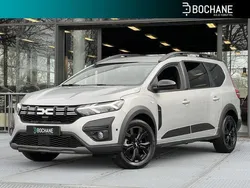 Gris moonstone (kqf) Gebruikt 2023 Dacia Jogger Extreme MPV | € 20.400 (Eerlijke prijs)