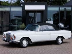 Wit Gebruikt 1970 Mercedes W111 SE Cabriolet | € 295.000