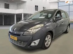 Grijs Gebruikt 2009 Renault Grand Scénic III Dynamique MPV | € 2.350 (Eerlijke prijs)