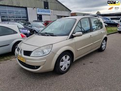 Beige Gebruikt 2008 Renault Scénic II Business MPV | € 1.350 (Eerlijke prijs)