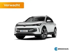 Wit Nieuw 2025 VW Tiguan R-line Edition SUV | € 56.180 (Eerlijke prijs)