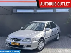 Grijs Gebruikt 2002 Honda Accord S Hatchback | € 1.950