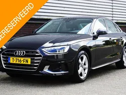 Zwart, metallic lak Gebruikt 2023 Audi A4 Sedan | € 32.950 (Eerlijke prijs)
